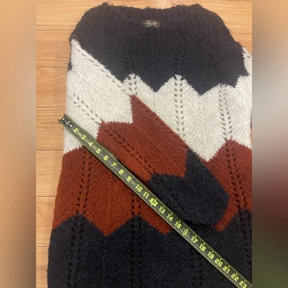 Iperico wool blend Chevron Knit chunky pullover Sweater long sleeves made Italie - Picture 6 of 8